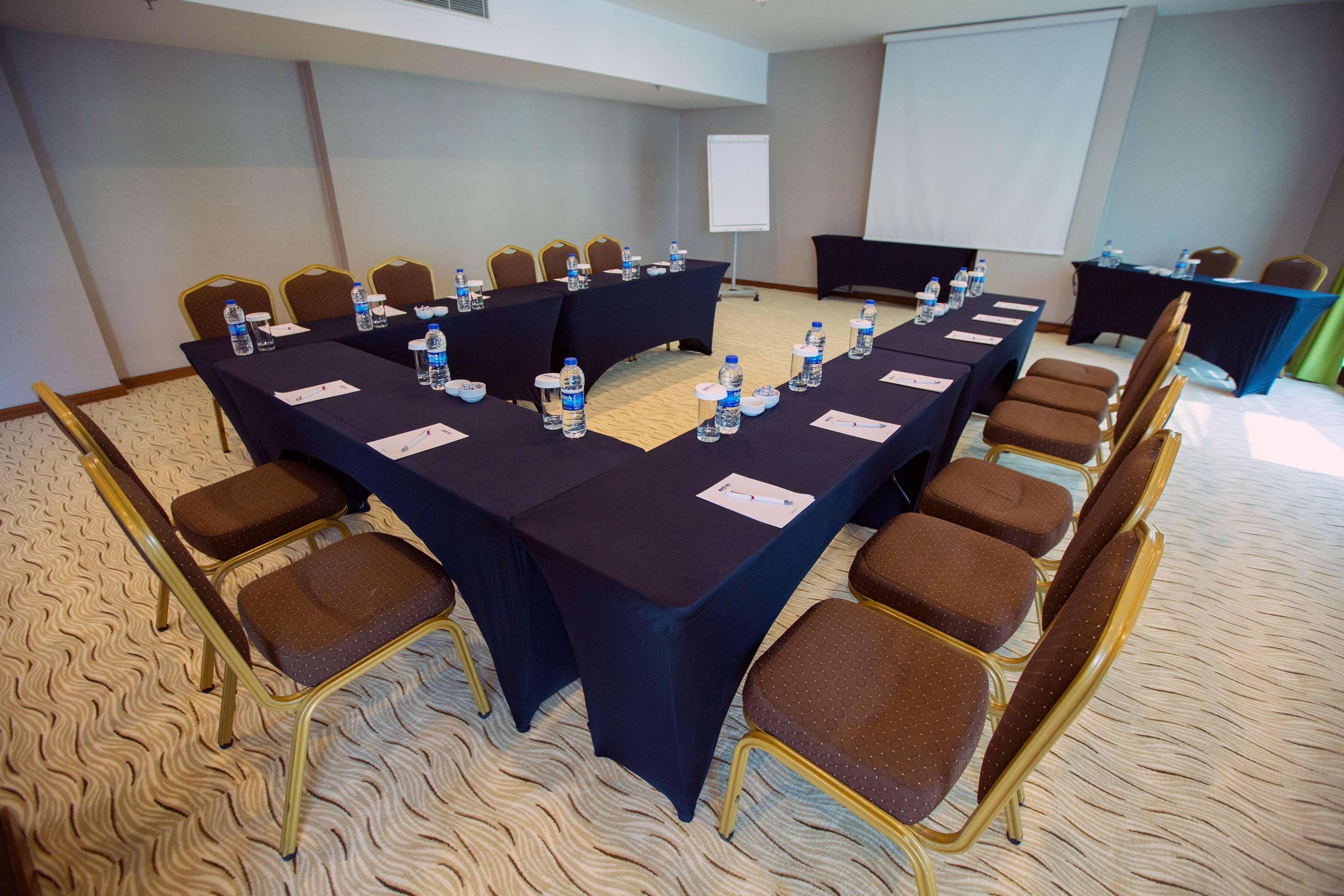 Hotel Park By Radisson Kavacik 4*